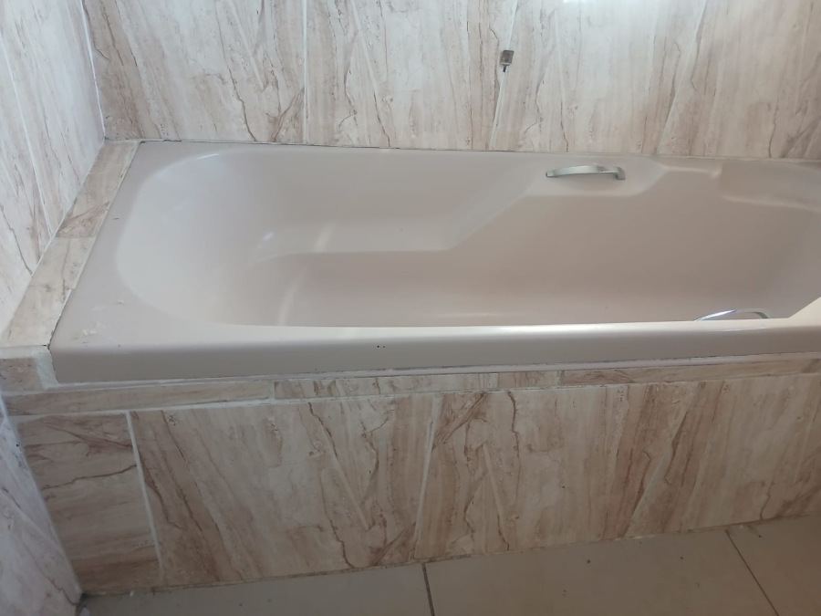 2 Bedroom Property for Sale in Mdantsane Eastern Cape
